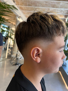 ELIJAH Salon | Barber | Tattoo - Laietana thumb 8
